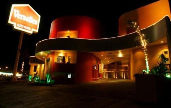 Autohotel Versalles Hidalgo del Parral Exterior foto